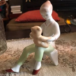 VINTAGE AQUINCUM BUDAPEST CERAMIC GIRL